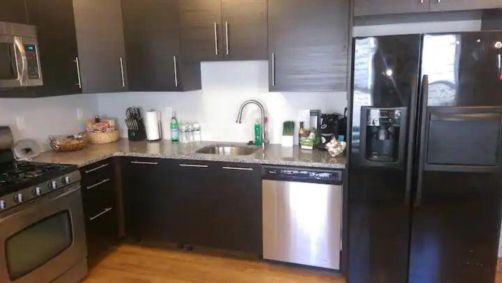 Renovated, 10 Min From The City Βοστώνη Δωμάτιο φωτογραφία